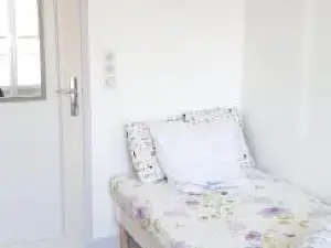 Appartement Confortable a Neris les Bains Avec Parking Gratuit