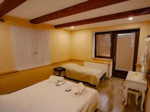 Qilimcha's Guesthouse-Art Museum