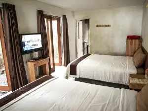 Bale Karang Cottages