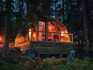 Haltia Lake Lodge Nature Boutique Hotel & Glamping