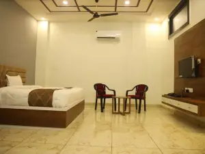 Hotel Crown Royal