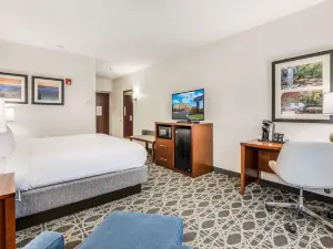 Comfort Inn & Suites