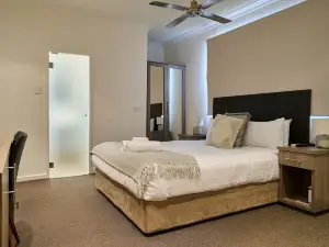 Norfolk Hotel