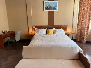 기예 냐메 그랜드 비치 리조트