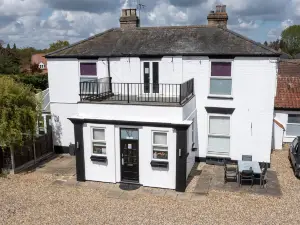 Watton Vibe Hotel