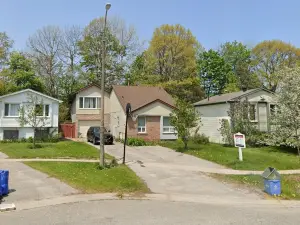 Spacious Stylish Private 2-Bedroom Apartment