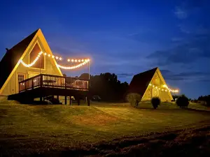 Incredible A-frame with Fabulous Panoramic Views and Hot-tub in Makanda, Illinois