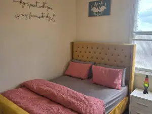 Glams 2beds Luxury Stylish Apartment