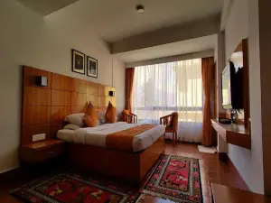 Hotel Tarayana