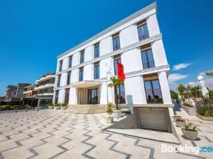 Fiore Hotel