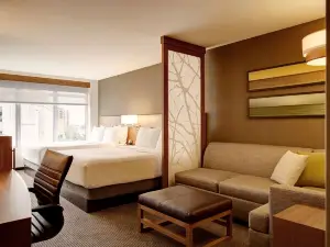 Hyatt Place Arlington Courthouse Plaza