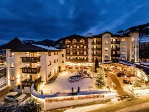 Almhof Hotel Call