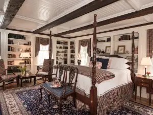 The Inn at Ormsby Hill