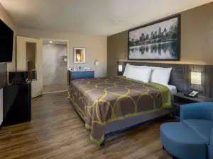Super 8 by Wyndham McDonough GA