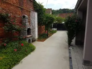 NunaNina Apartmani