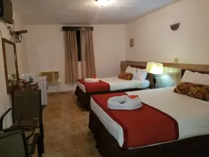 Hotel Jaclef Plaza