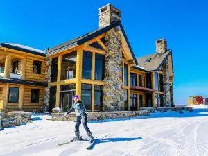 Mont du Lac Resort