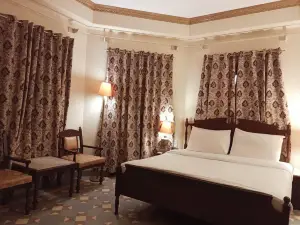 Palace on Ganges - Heritage Hotel