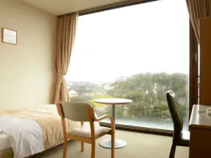 Hotel Rich Garden