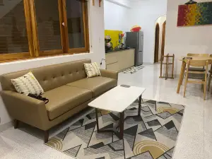 Căn hộ 80 m² 2 phòng ngủ, 2 phòng tắm riêng ở Vạn Thắng