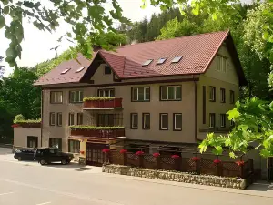Dom Nad Wodospadem