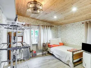 Cozy Carterville Home: 3 Mi to Crab Orchard Lake!