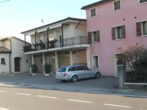 奧利亞克魯勃觀光地點酒店