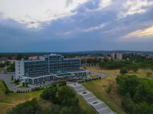 Tijnalla Hotel