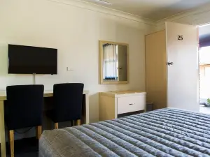 Cherry Blossom Motor Inn