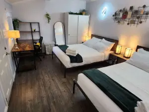 Monterey Park Retreat: Spectacular Views & Comfort