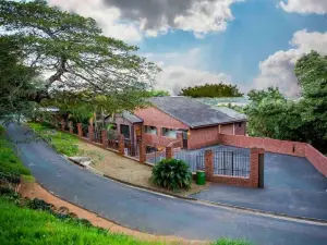 Palmwood Guesthouse