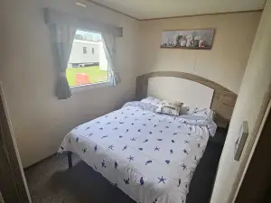 Lovely 3 Bed Caravan Near to Beach 5 Star Reviews