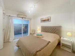 Charming Stay with Patio in Colegiales