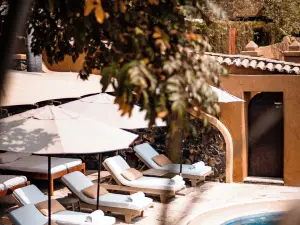 Hostal de la Luz - Spa Holistic Resort