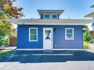 Serene Riverfront St. Clair Studio: Walk to Dtwn!