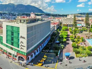 Hotel Fray Junipero Serra