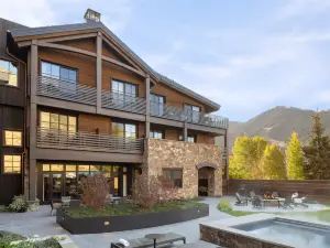 The Rusty Parrot Lodge and Spa