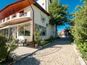 Pension Motanul Galanton