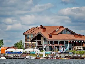 Konakovo River Club