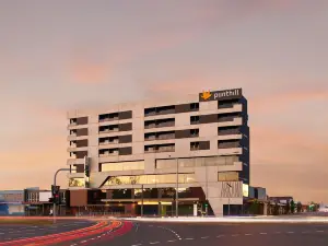 Dandenong Central Apartments Official