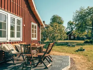 Amazing Home in Södra VI with 2 Bedrooms and Sauna