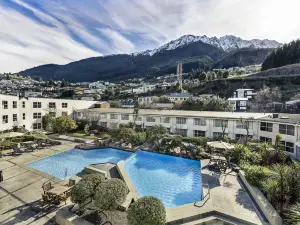 Mercure Queenstown Resort