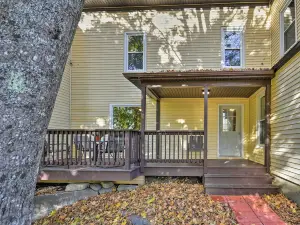 Cozy Apt by Its 85 Trail, ½ Mi to Lake Wassookeag!