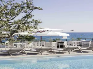 Hôtel Mercure Villeneuve-Loubet Plage