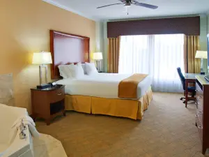 Holiday Inn Express & Suites Lufkin South