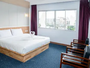 Merlin Hotel