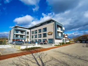 Stadthotel Lohne, Self Check in, Mit Bäckerei Und Cafe