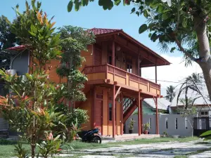 Bamboo House 5