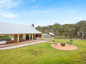 Grandview Accommodation - Hideaway Huts