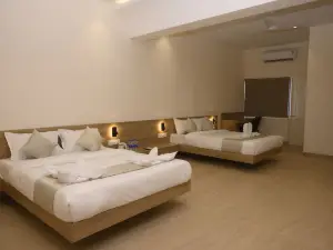 Zip By Spree Hotels Neelam Nakshatra